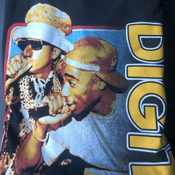 Digital Underground Ft. Tupac T-Shirt - Picture 3 of 4